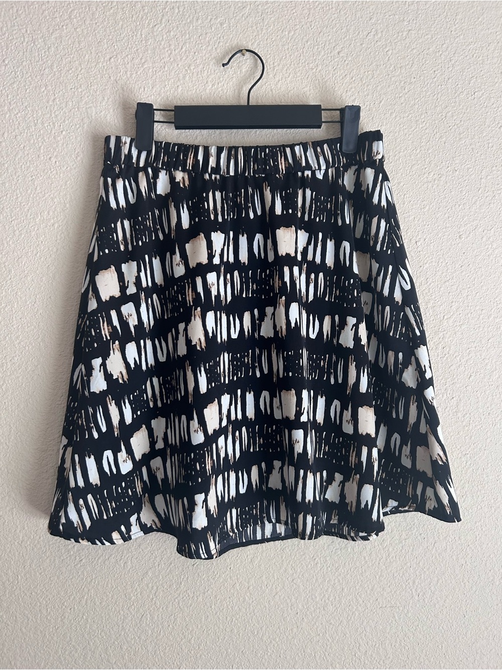 Banana Republic Circle “Fast Flippy” Skirt | women’s small